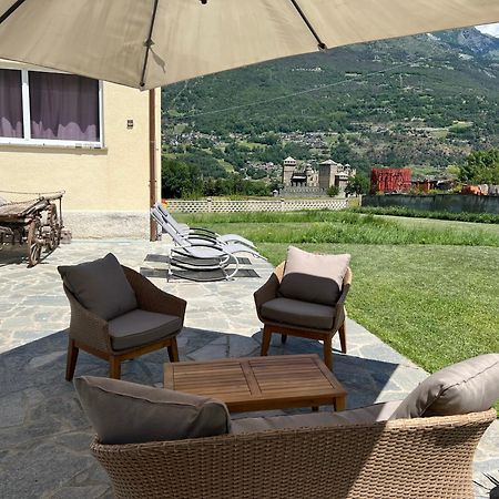 La Rose Du Prevot Apartment Фенис Екстериор снимка