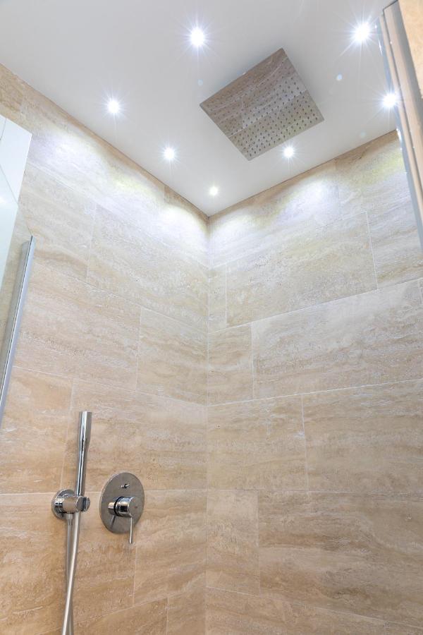 La Rose Du Prevot Apartment Фенис Екстериор снимка