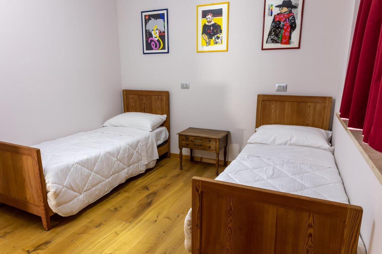 La Rose Du Prevot Apartment Фенис Екстериор снимка