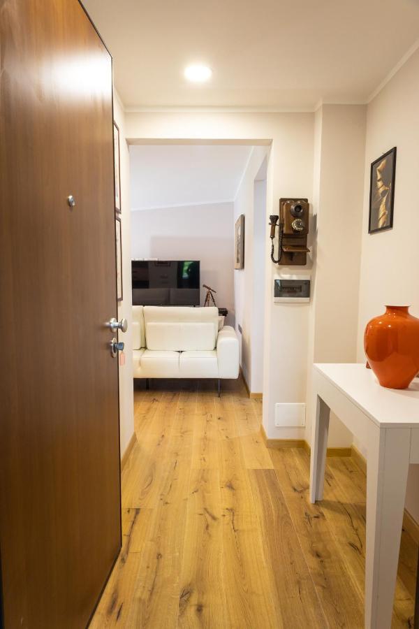 La Rose Du Prevot Apartment Фенис Екстериор снимка