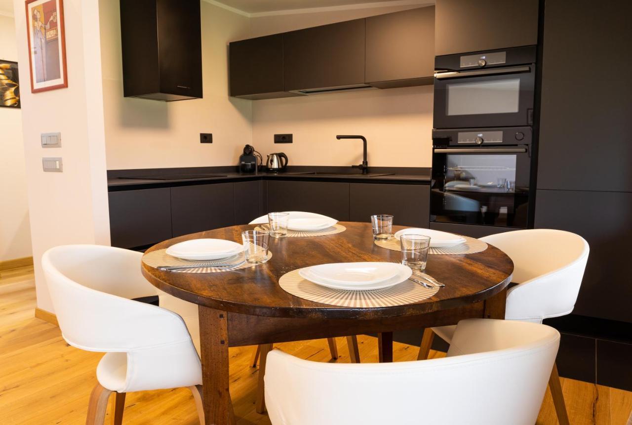 La Rose Du Prevot Apartment Фенис Екстериор снимка