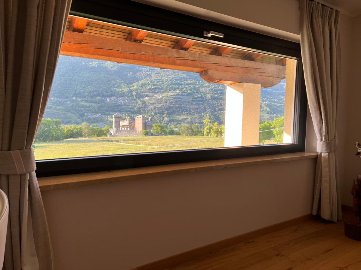 La Rose Du Prevot Apartment Фенис Екстериор снимка